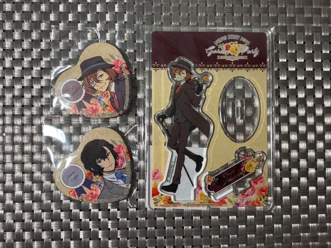 文豪ストレイドッグス 文スト スイパラ 缶バッジ アクスタ 太宰治 中原中也