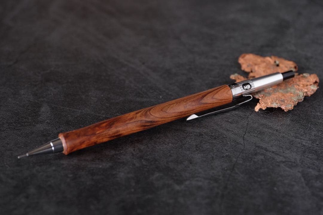 PG5木軸カスタム0196　高村杢工房 製図用シャープペンシル　魚梁瀬杉油杢