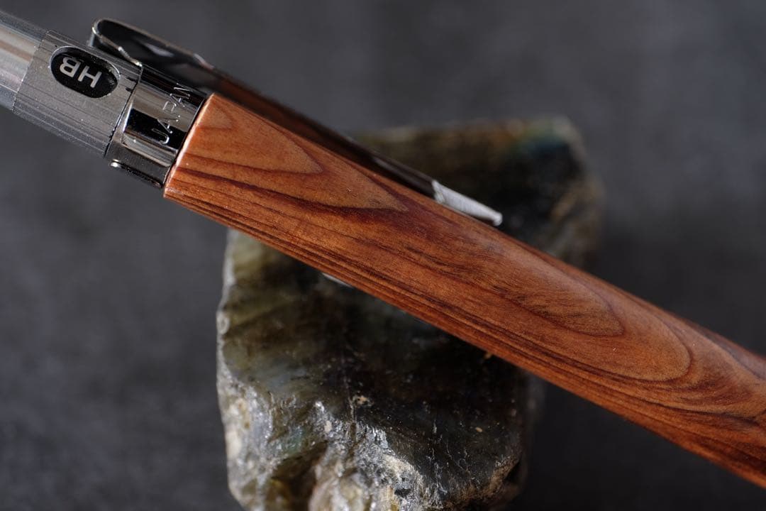 PG5木軸カスタム0196　高村杢工房 製図用シャープペンシル　魚梁瀬杉油杢