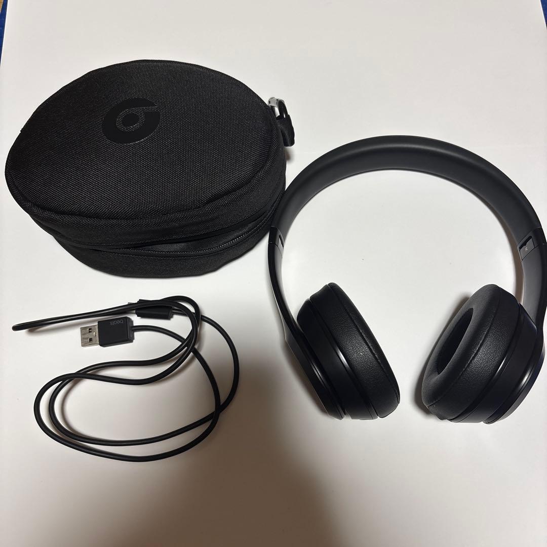 ヘッドホン Beats solo3