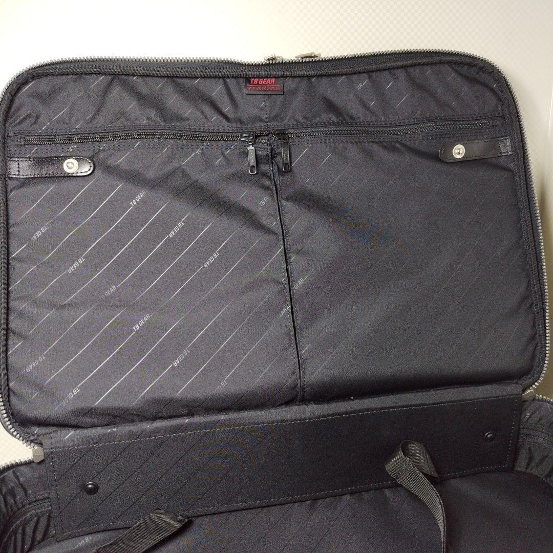 未使用近マルエム大型ビジネスカバン　高級出張カバン　キー付き　A3収納　黒色