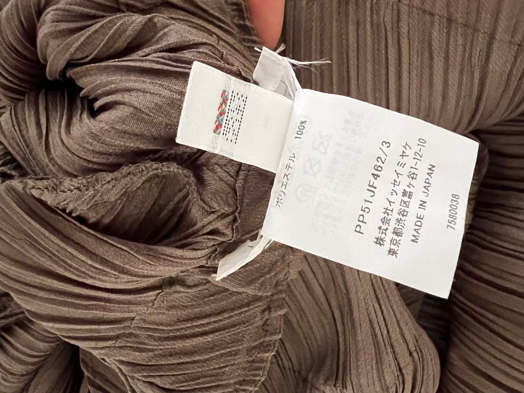 イッセミヤケ　プリーツプリーズ