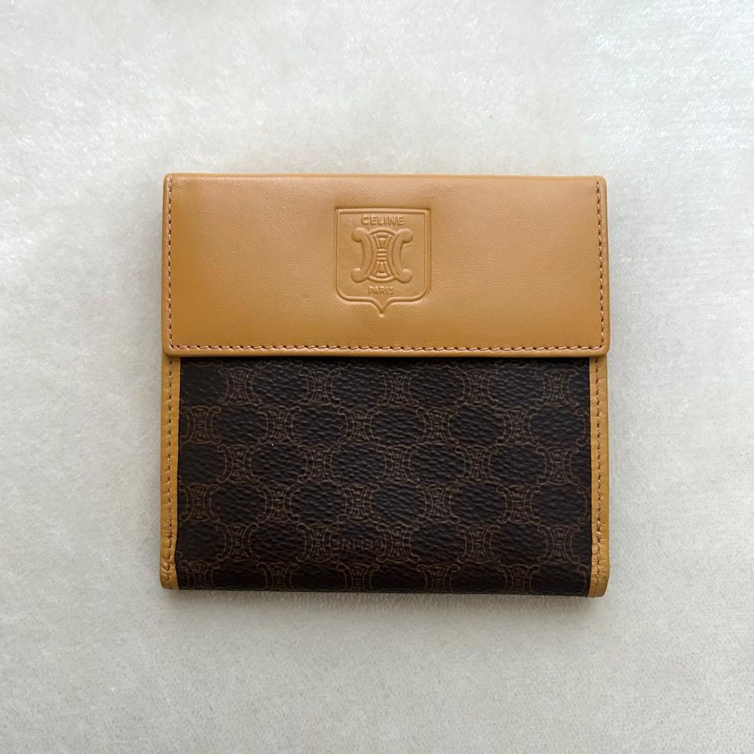 CELINE セリーヌ 三つ折り財布 トリオンフ 折り財布