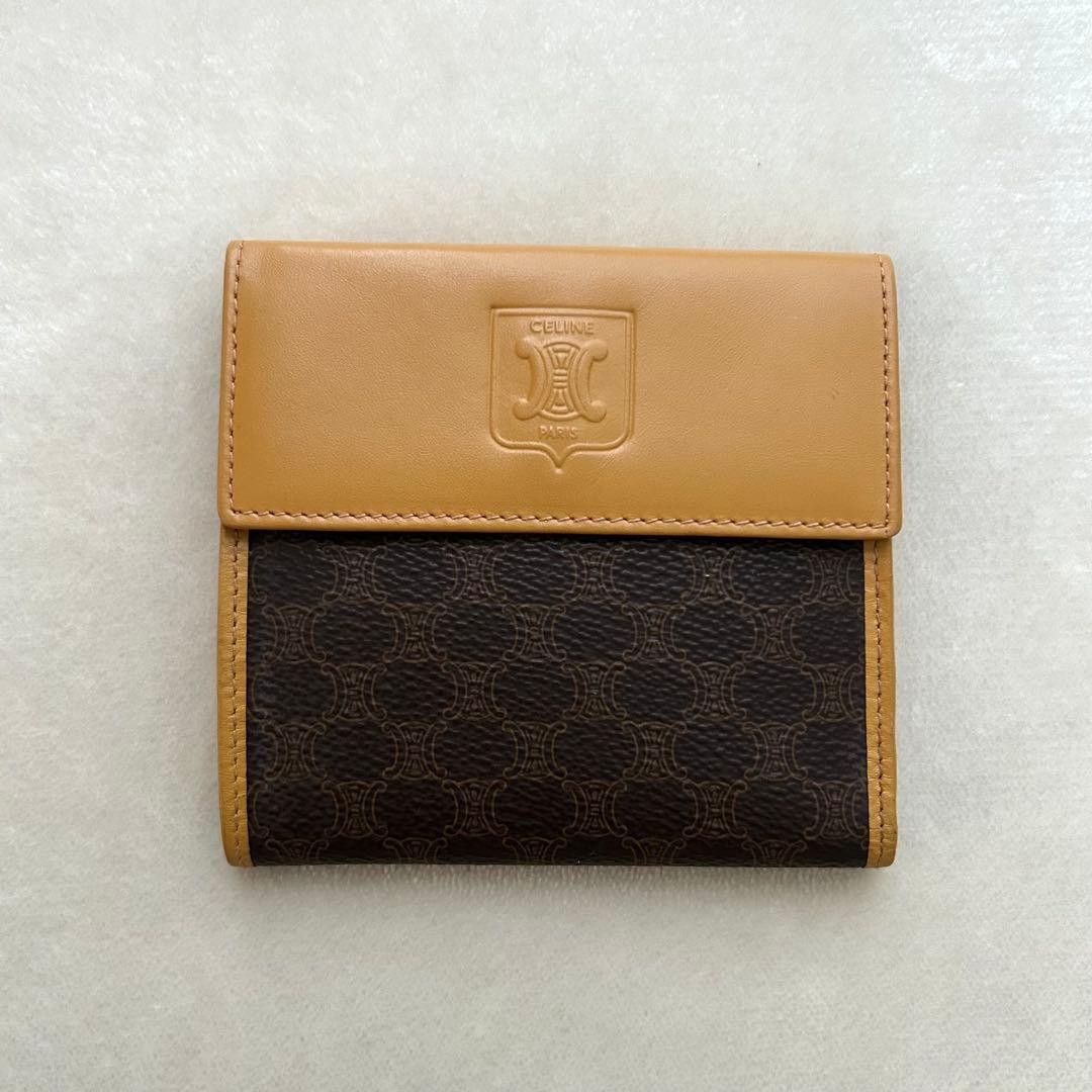 CELINE セリーヌ 三つ折り財布 トリオンフ 折り財布