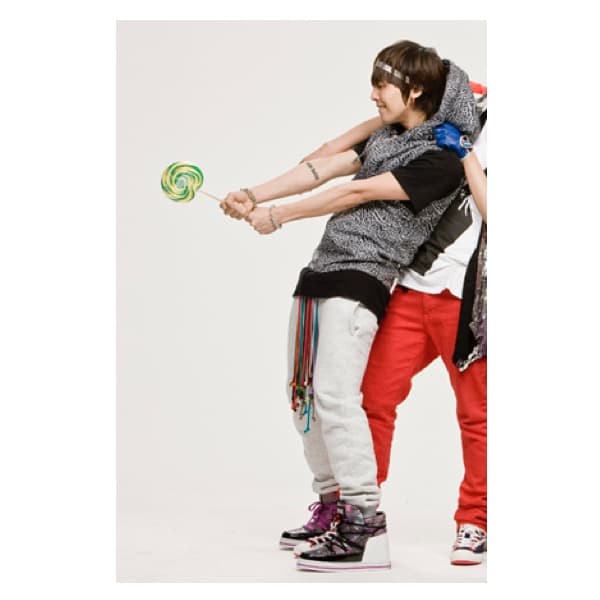 P.A.M「スニーカー」パム BIGBANG G-DRAGON着 XG