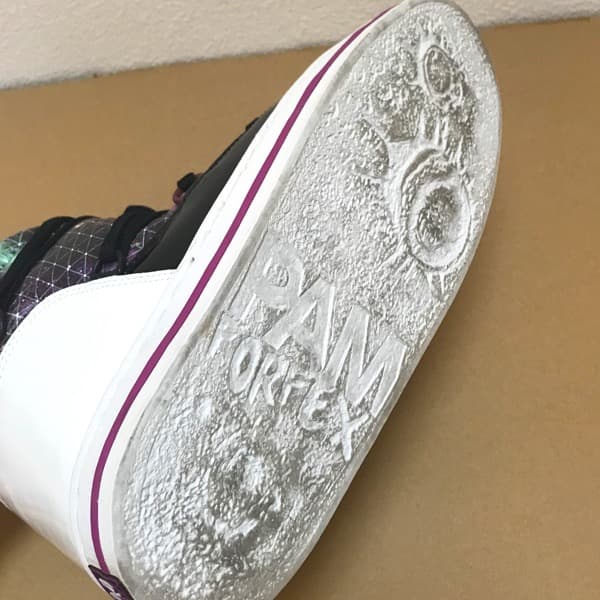 P.A.M「スニーカー」パム BIGBANG G-DRAGON着 XG