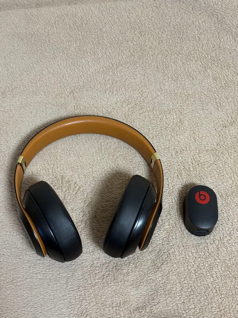 Beats Studio 3 Wireless ブラック/ゴールド