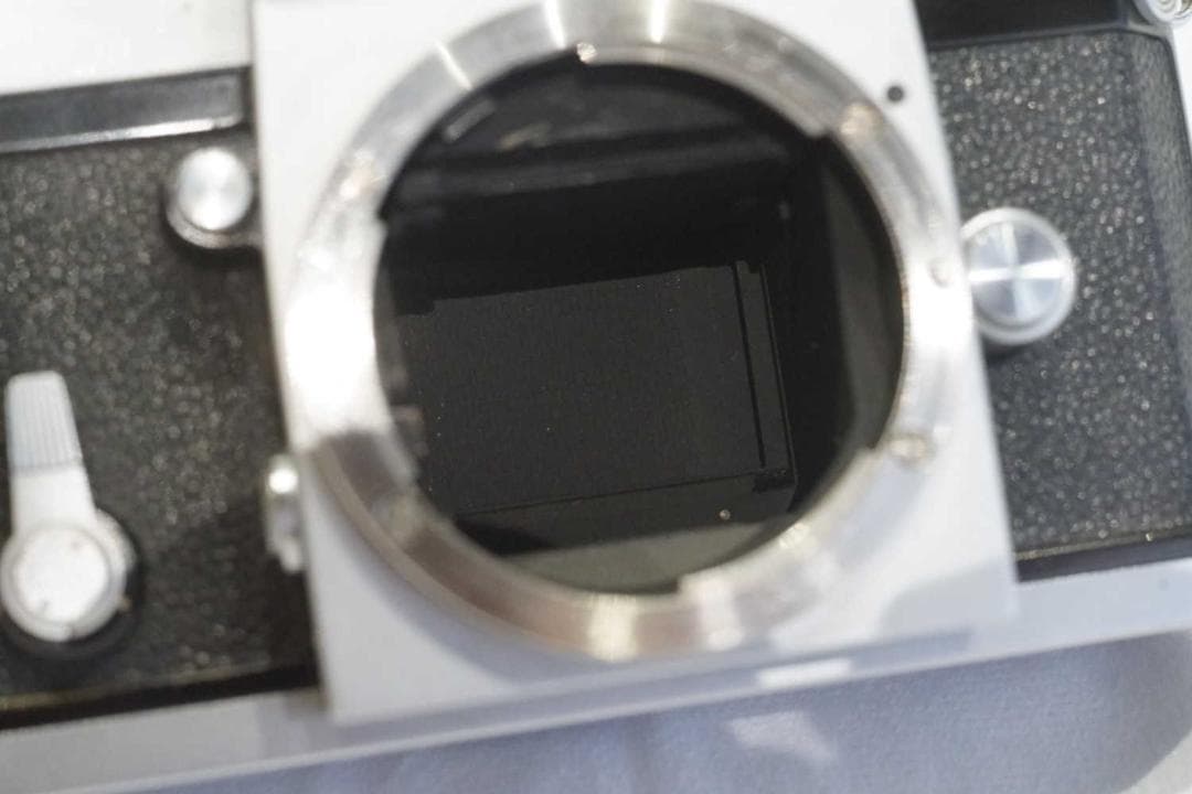 Nikon F 一眼レフカメラ