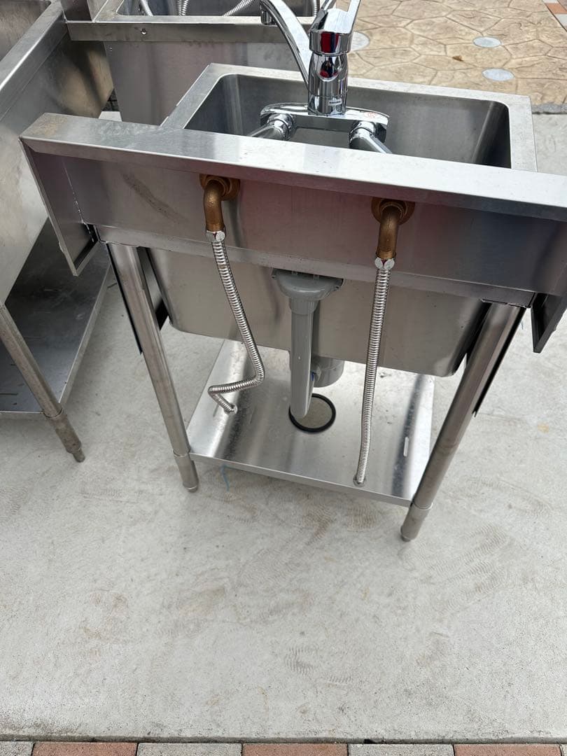業務用ステンレスシンク 混合水栓付き