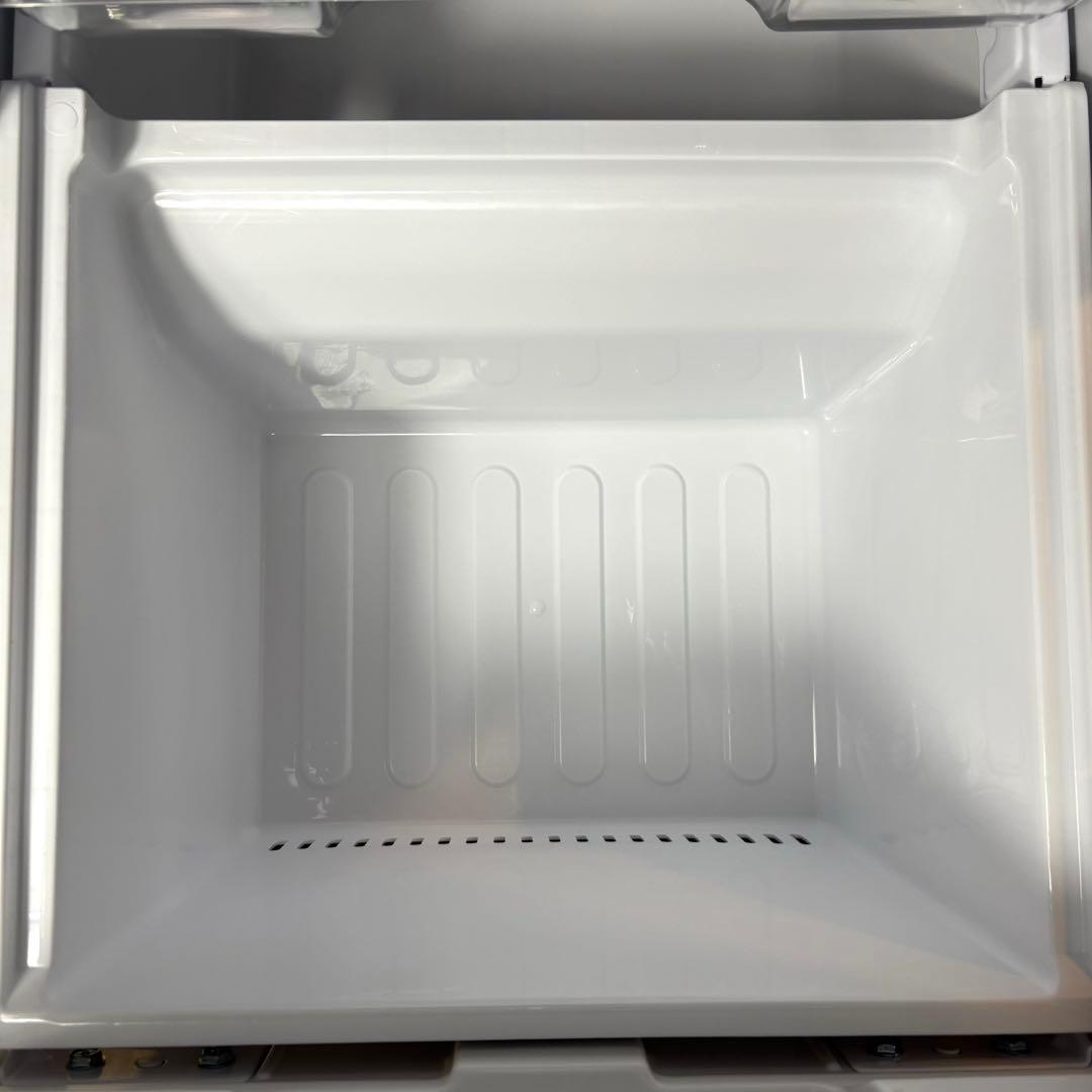 2023年製 冷蔵庫 一人暮らし 単身用 小型 3ヶ月保証付き ガラスドア 高級