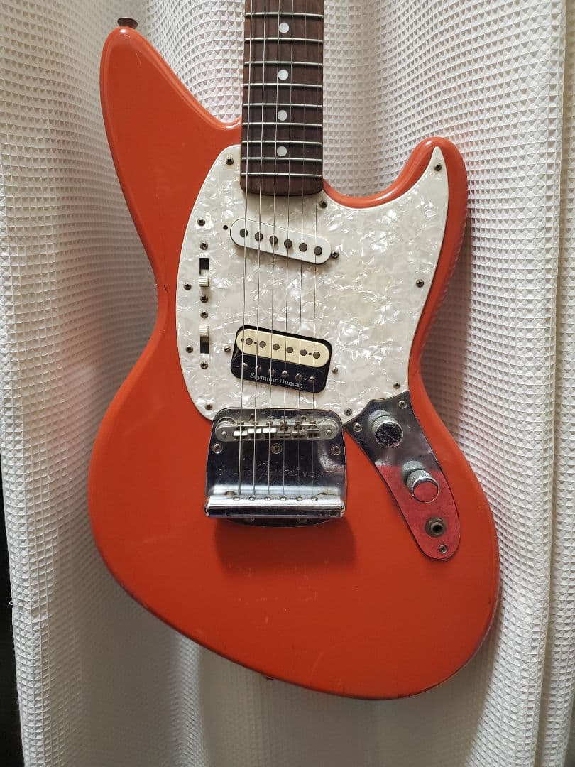 ジャグスタング　カートコバーンモデル