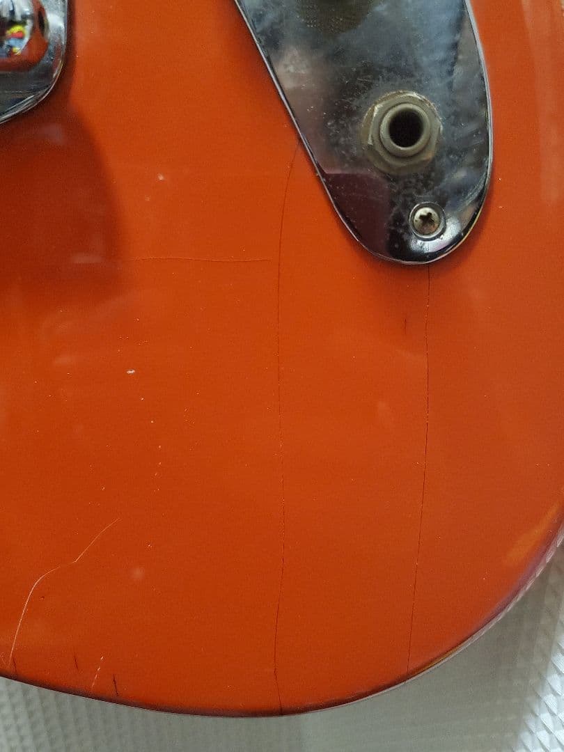 ジャグスタング　カートコバーンモデル