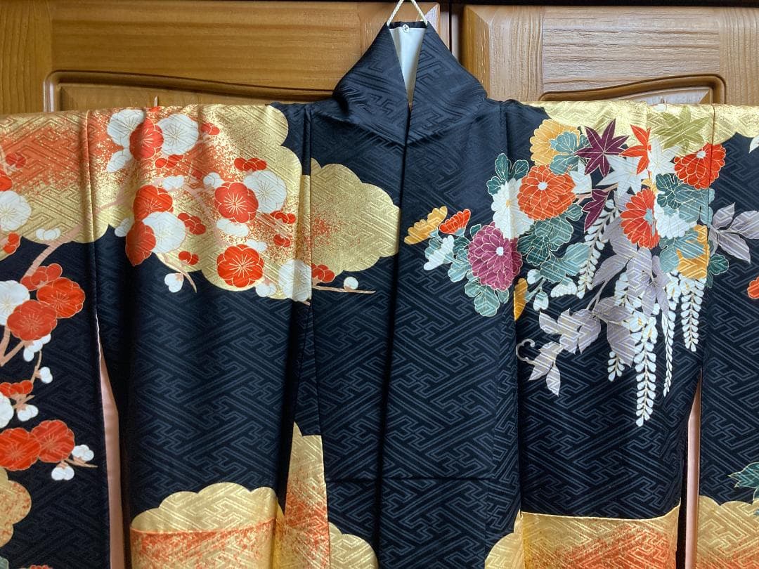 振袖　帯　正絹【匿名配送・宅急便送料無料】30～40年前の　着物　出品№22