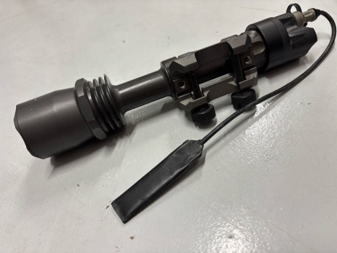 OLD GEN SureFire M961 米軍 シュアファイア ライト