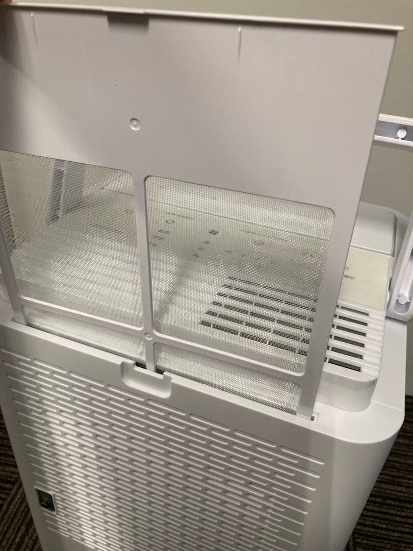 美品★2023年製星アイリスオーヤマ★コンパクトクーラー★ICA-0301G