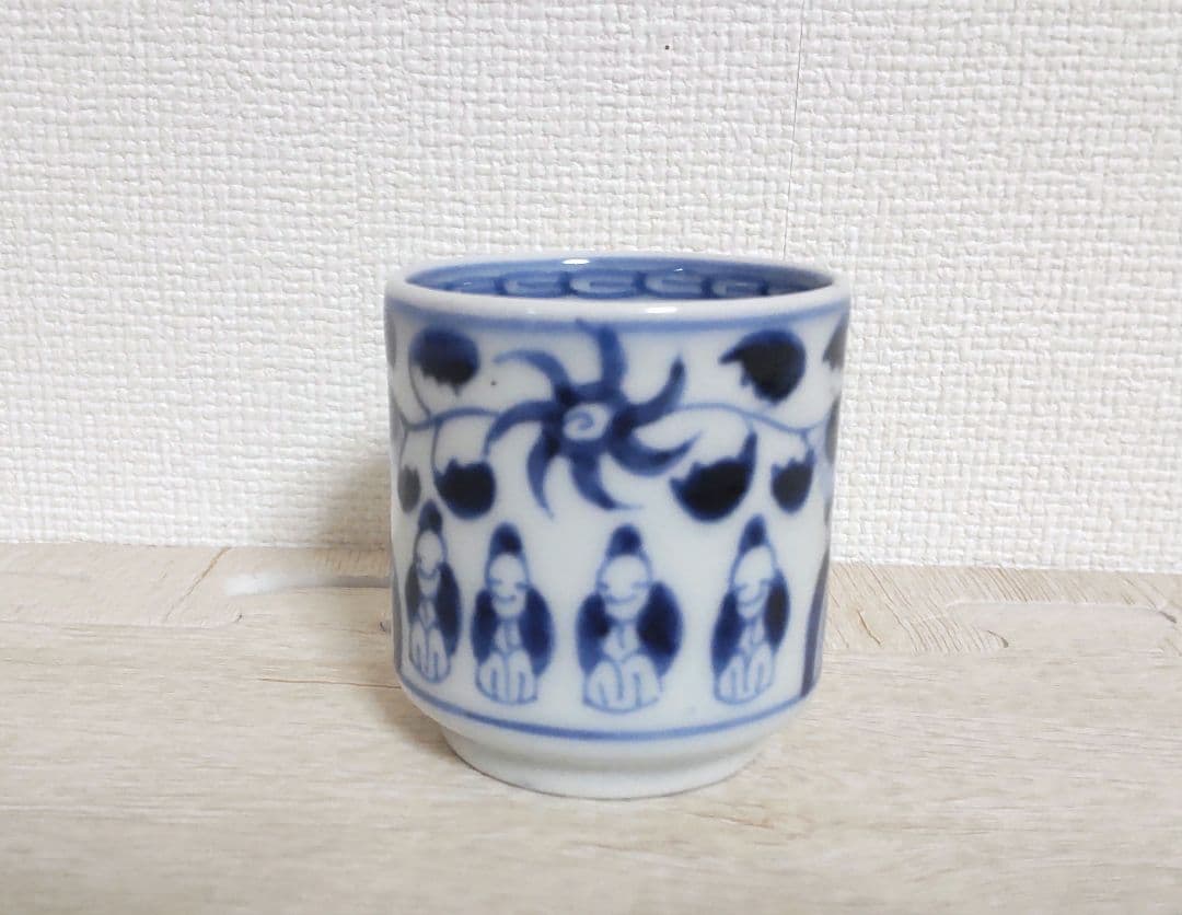 古伊万里　染付人物・獅子覗