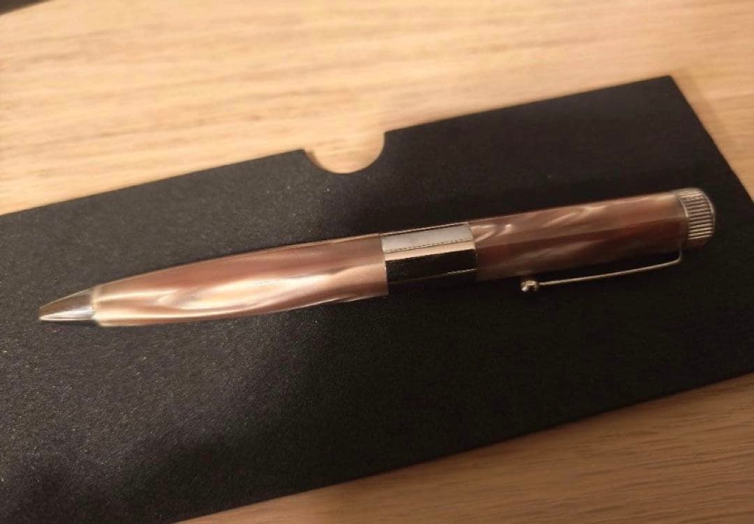 t*8様 伊東屋 ROMEO ロメオNo.3 太軸 イタリアンべージュ