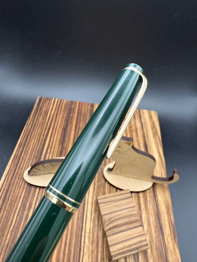 MONTBLANC 万年筆　NO.22 グリーン 14C