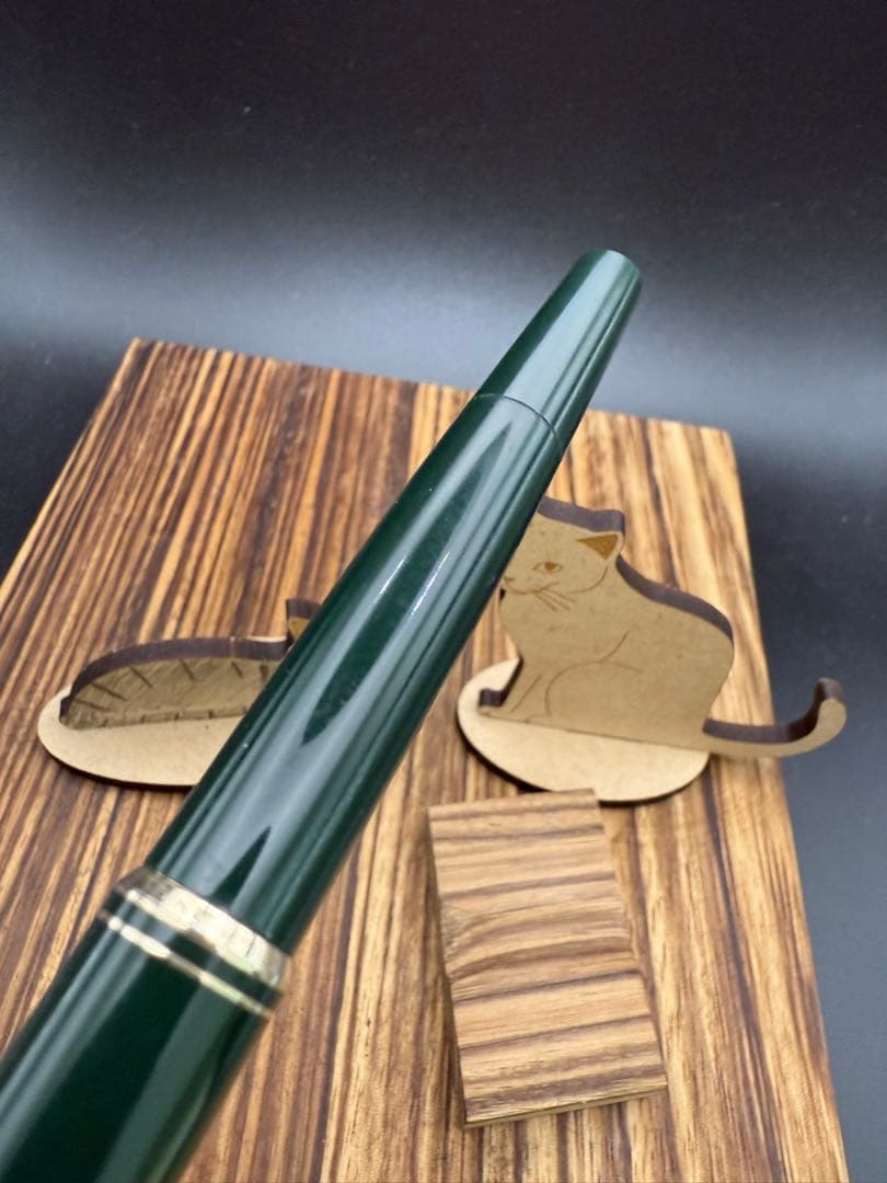 MONTBLANC 万年筆　NO.22 グリーン 14C