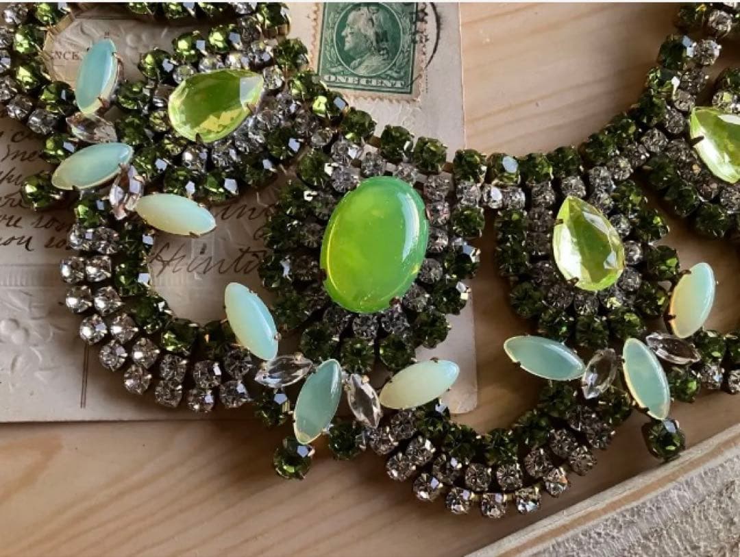 希少◆チェコ　ウランガラスヴィンテージネックレス◆Bijoux.M.G◆ワセリン