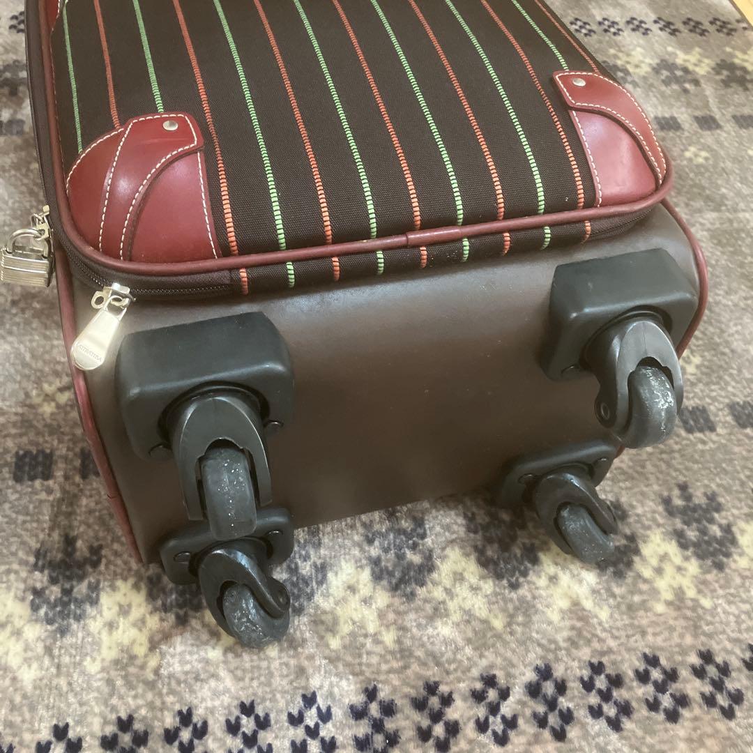 機内持ち込み可能　エースのソフトスーツケース　ソフトキャリーカート