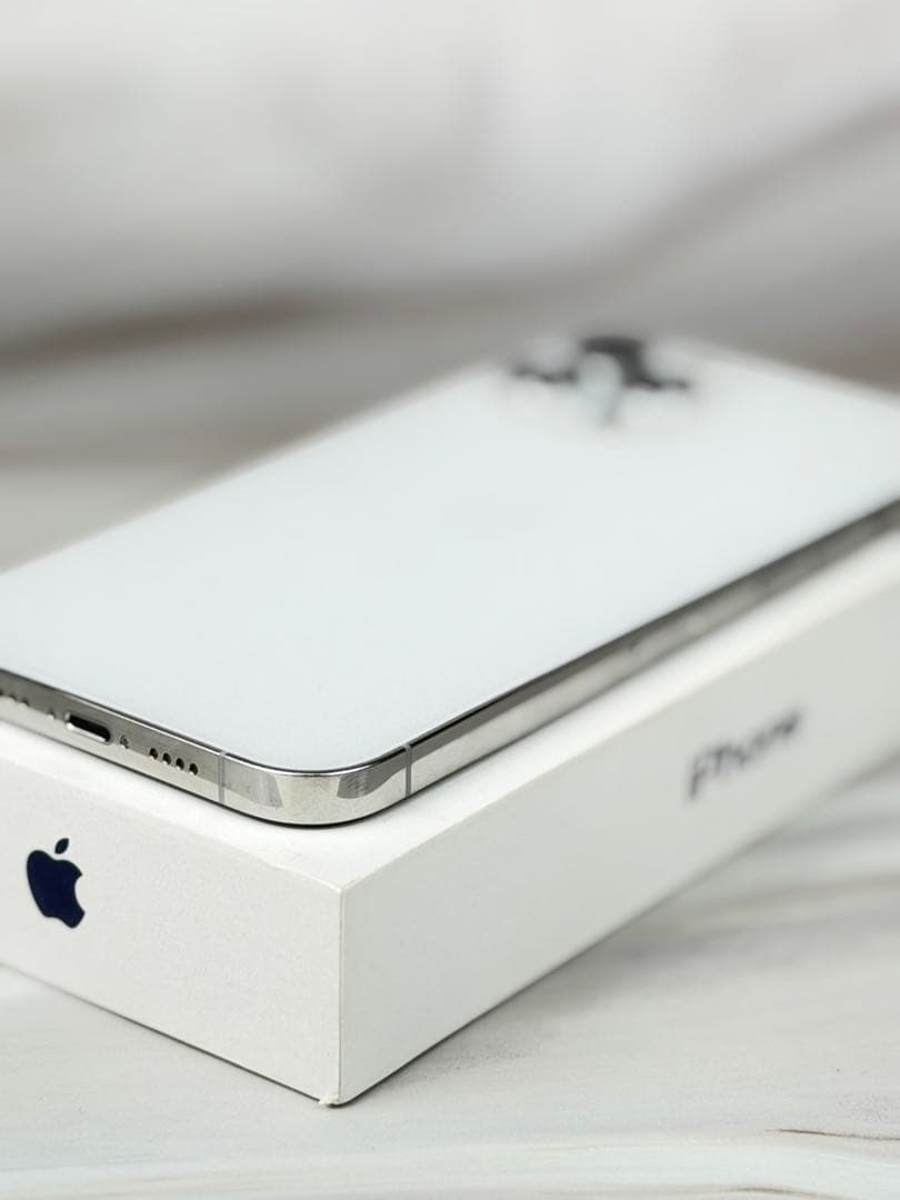 iphone12 pro max 256gbシルバージャンク本体