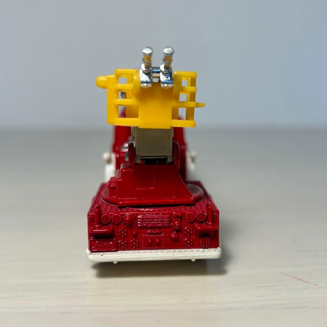 トミカダンディ　日野　シュノーケル　消防車