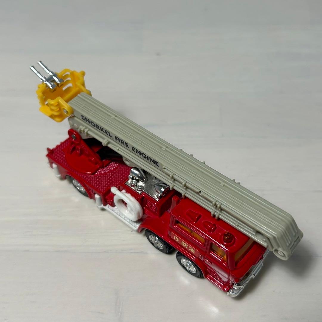 トミカダンディ　日野　シュノーケル　消防車