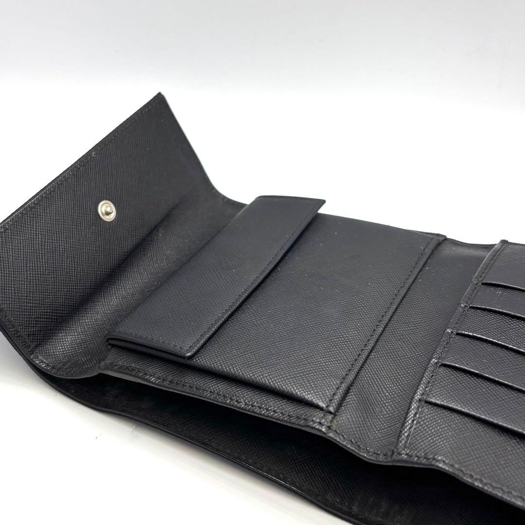 美品　PRADA プラダ ナイロン ポーチ 三角ロゴ ブラック クラッチバッグ