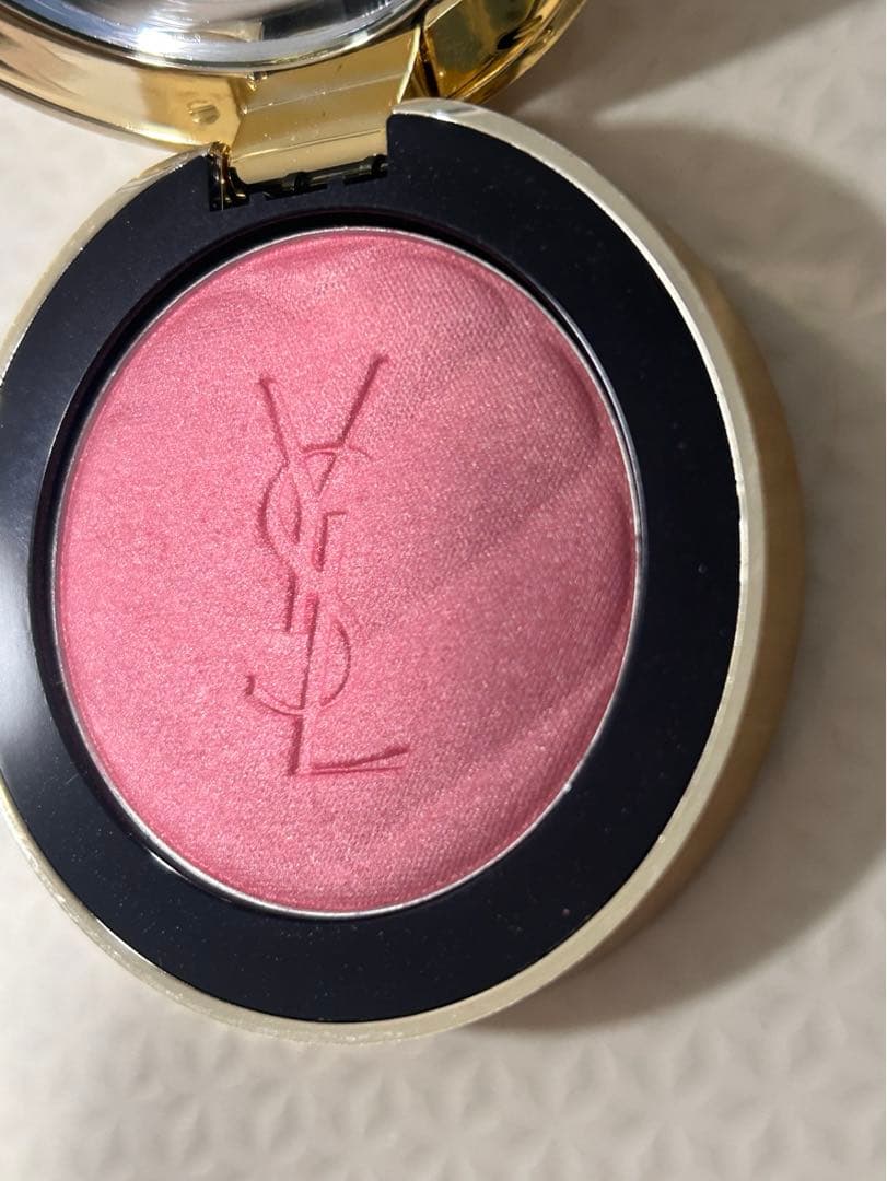 イブサンローラン　44