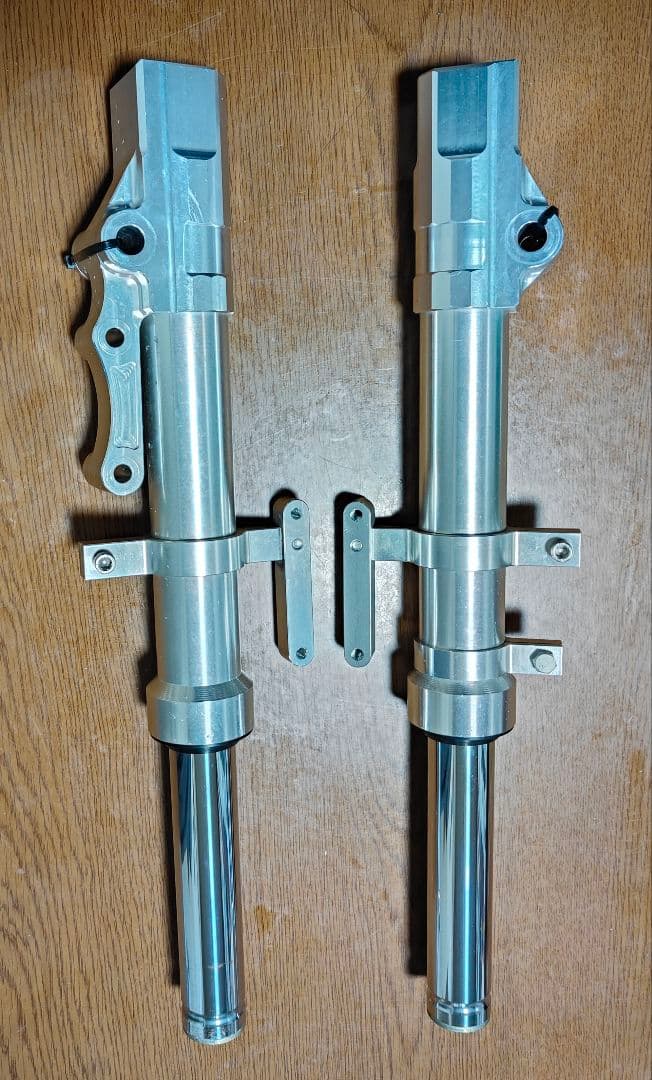 Mr,Bosa SYM RV125iフロントサス