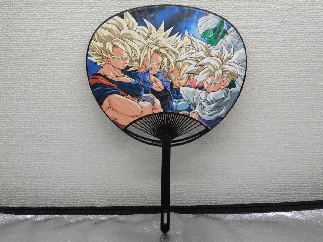 ドラゴンボール クリアファイル2枚と扇子と下敷き ＆ 関連グッズ付き etc.