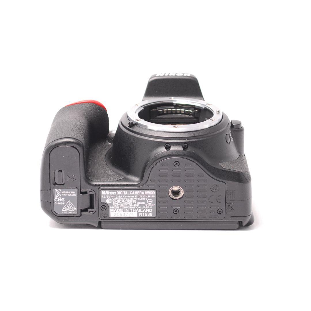 ❤即購入1000円OFF❤極美品❤ Nikon D5600 ダブルズームキット