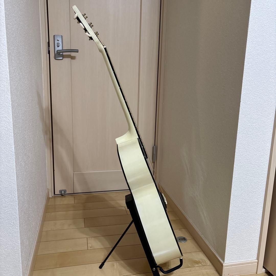 ジャパンビンテージK Countryギター 希少な白(ケース付き)