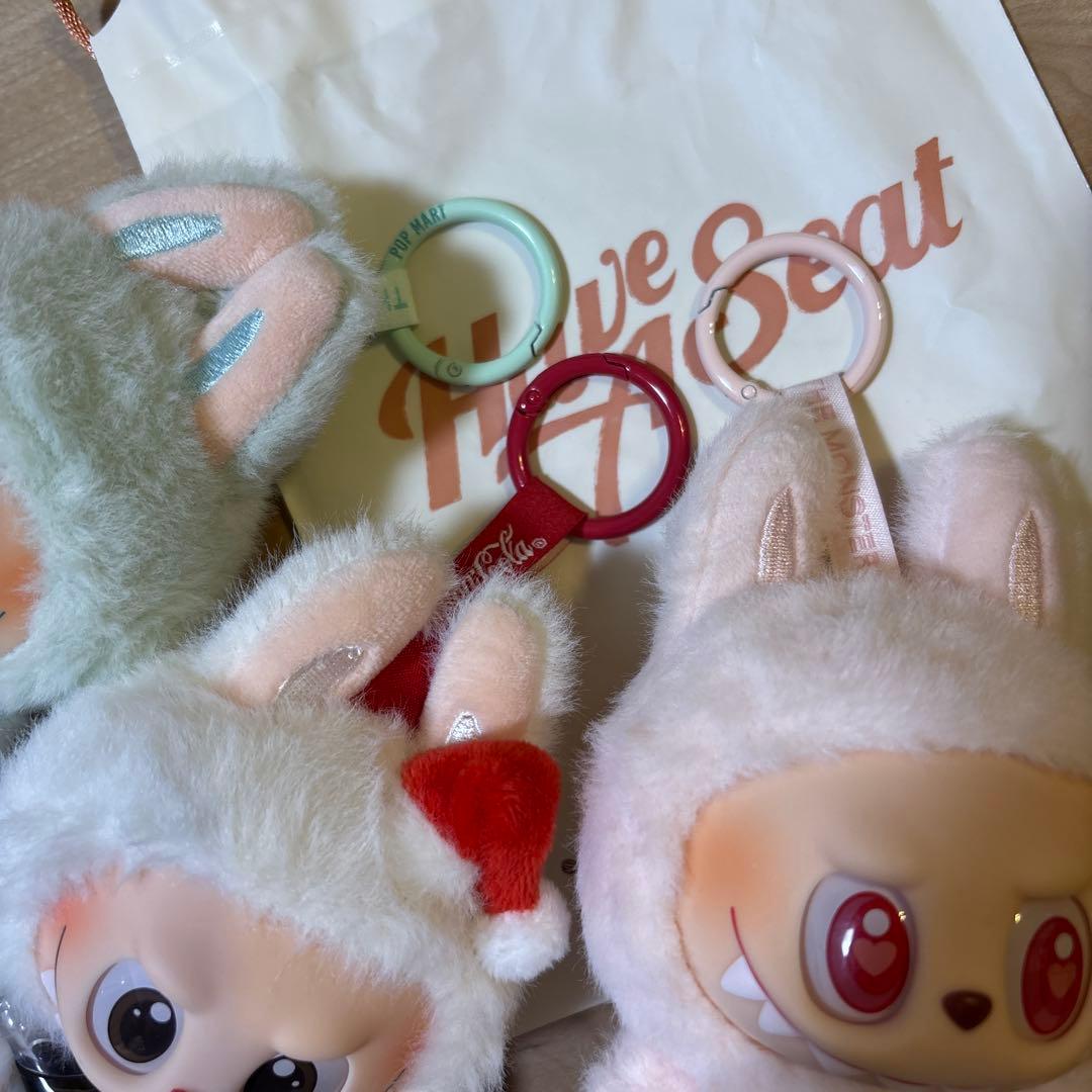 正規品 Labubu The Monsters Have a Seat コーラ