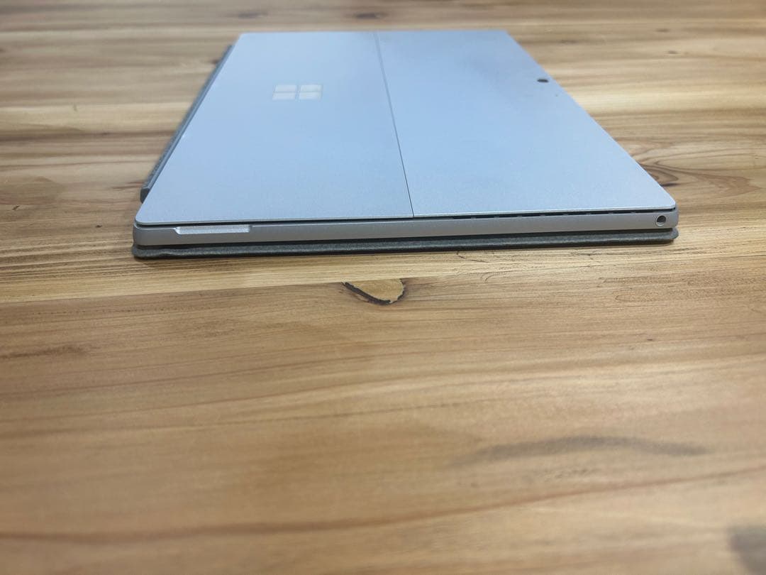 【値下げ】Microsoft Surface Pro 7 タイプカバー付き