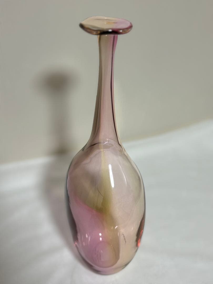 kiri様　コスタボタ　ピンクグラデーションガラスボトル