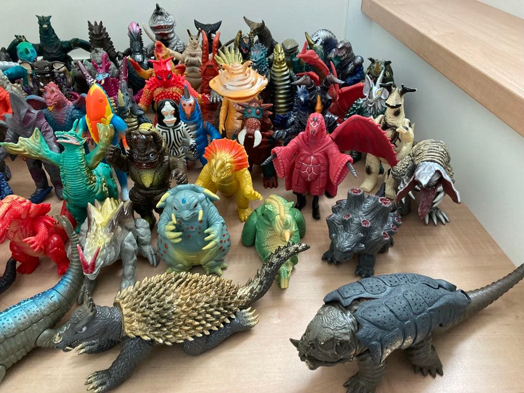 【貴重コレクション】ウルトラマンシリーズ 他フィギュアセット 77体