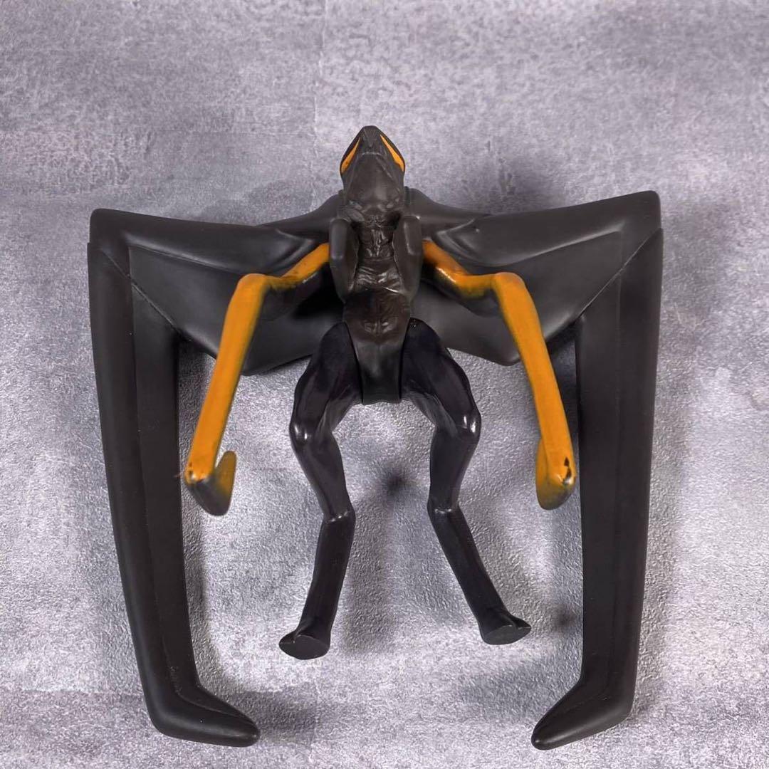 ゴジラ ムートー　フィギュア