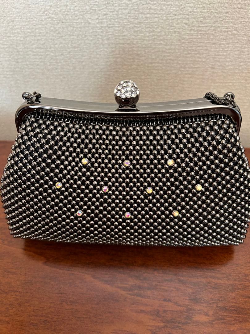 ビーズ付きパーティバッグ