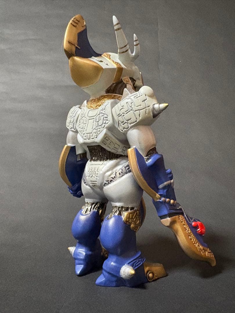 ウルトラ怪獣ソフビ　ギャラクトロンMKⅡ　リペイント完成品