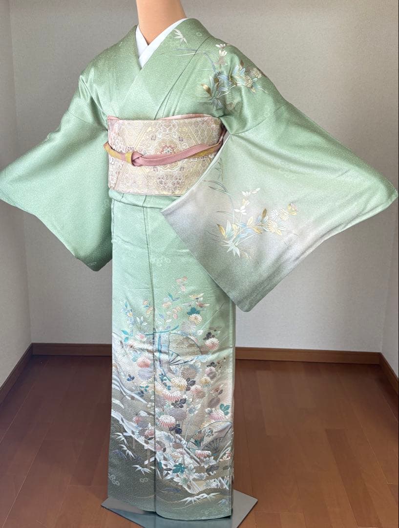 新春特別価格♦️4点フルセット　正絹　訪問着　袋帯　帯揚げ　帯締め