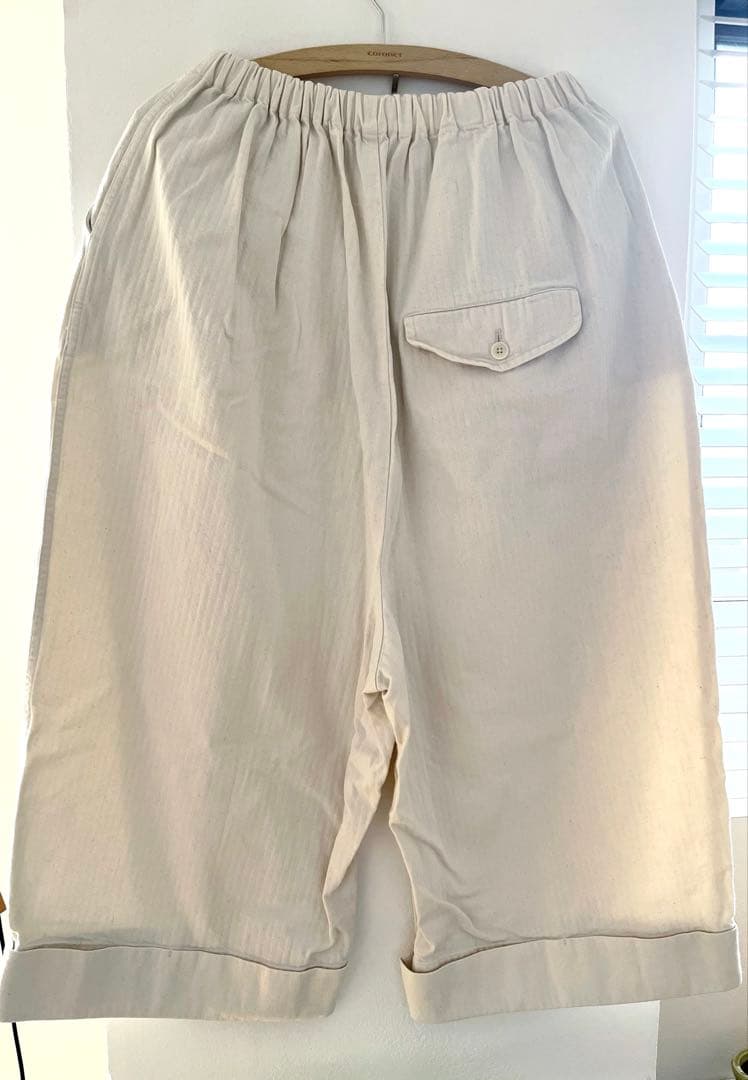 ゴーシュ　オフホワイト　ワイドパンツ ウエストヒモ&ゴム