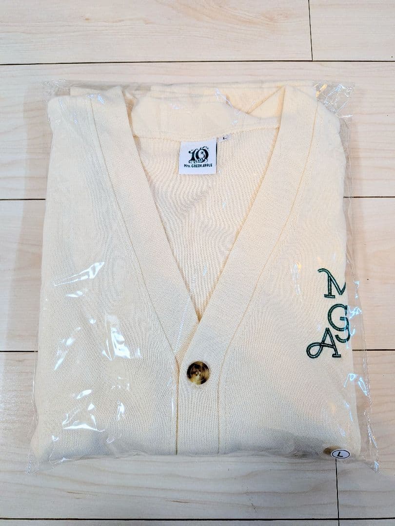 ミセスグリーンアップル　ポップアップ　カーディガン　L オフホワイト