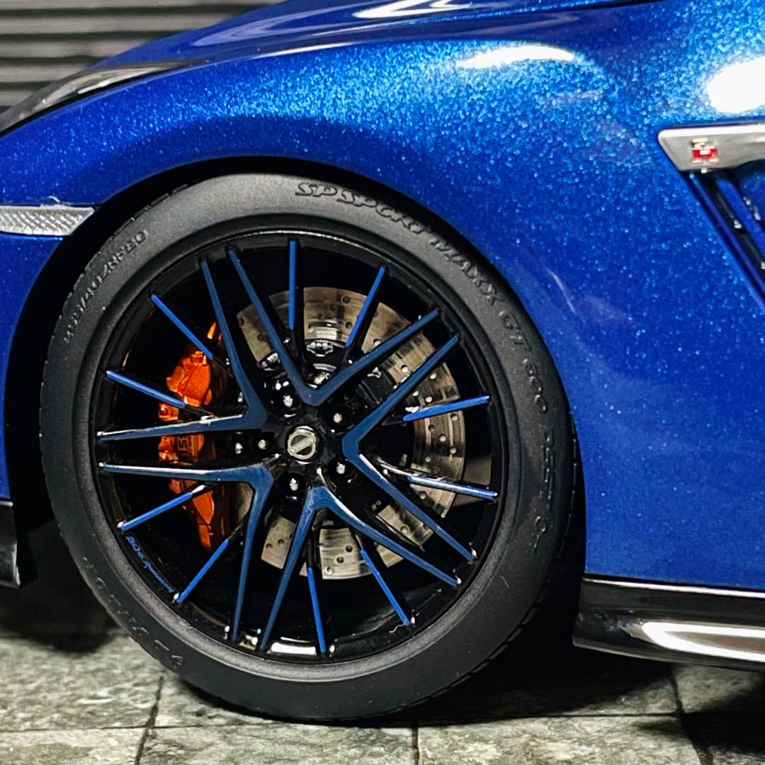 599台限定 1/18 モーターヘリックス 日産GT-R 50thアニバーサリー