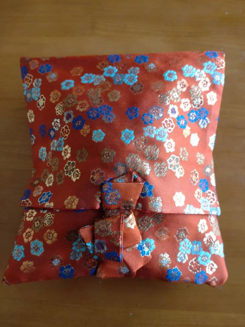 能面　神の面大黒、木彫り檜無垢材豊穣財福の福の神、お面は作風と奥深さに魅了される