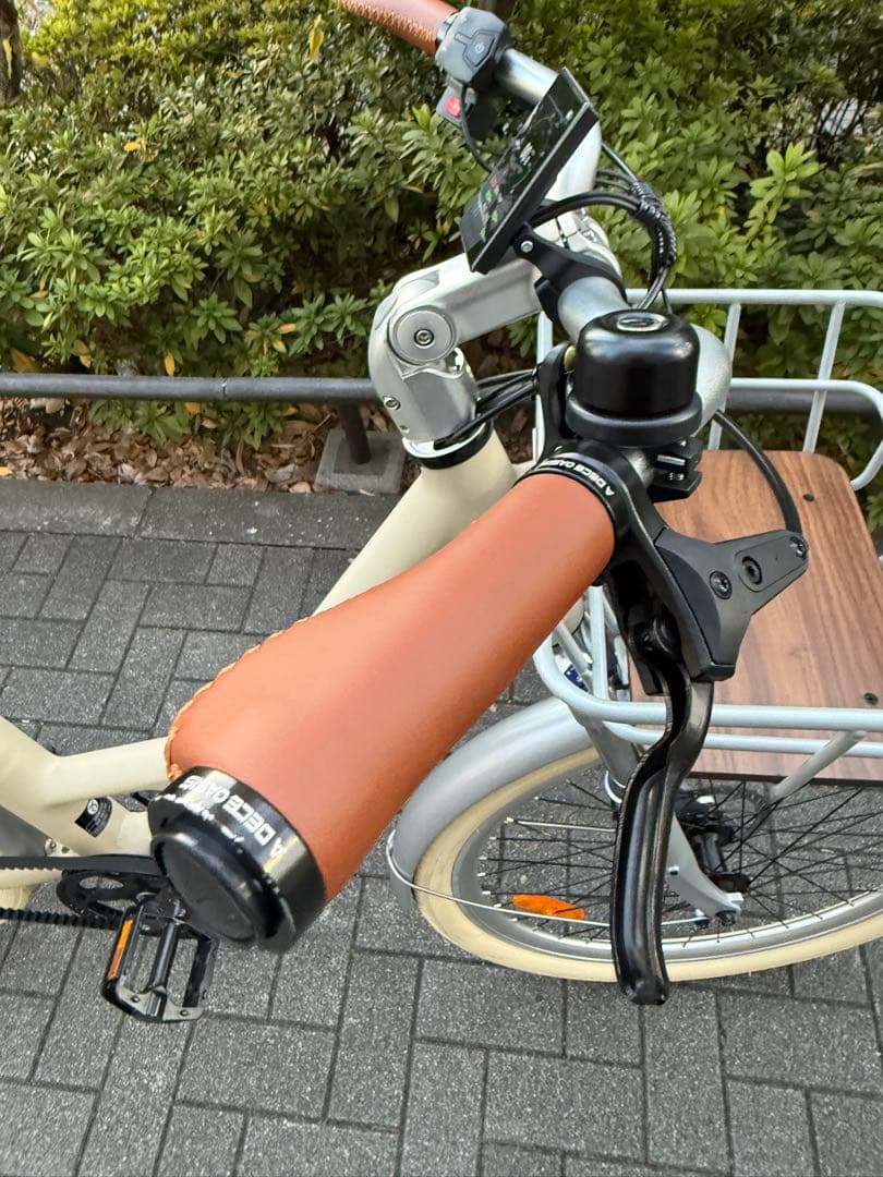 ADO Air 28 Pro電動アシスト自転車 ベージュ