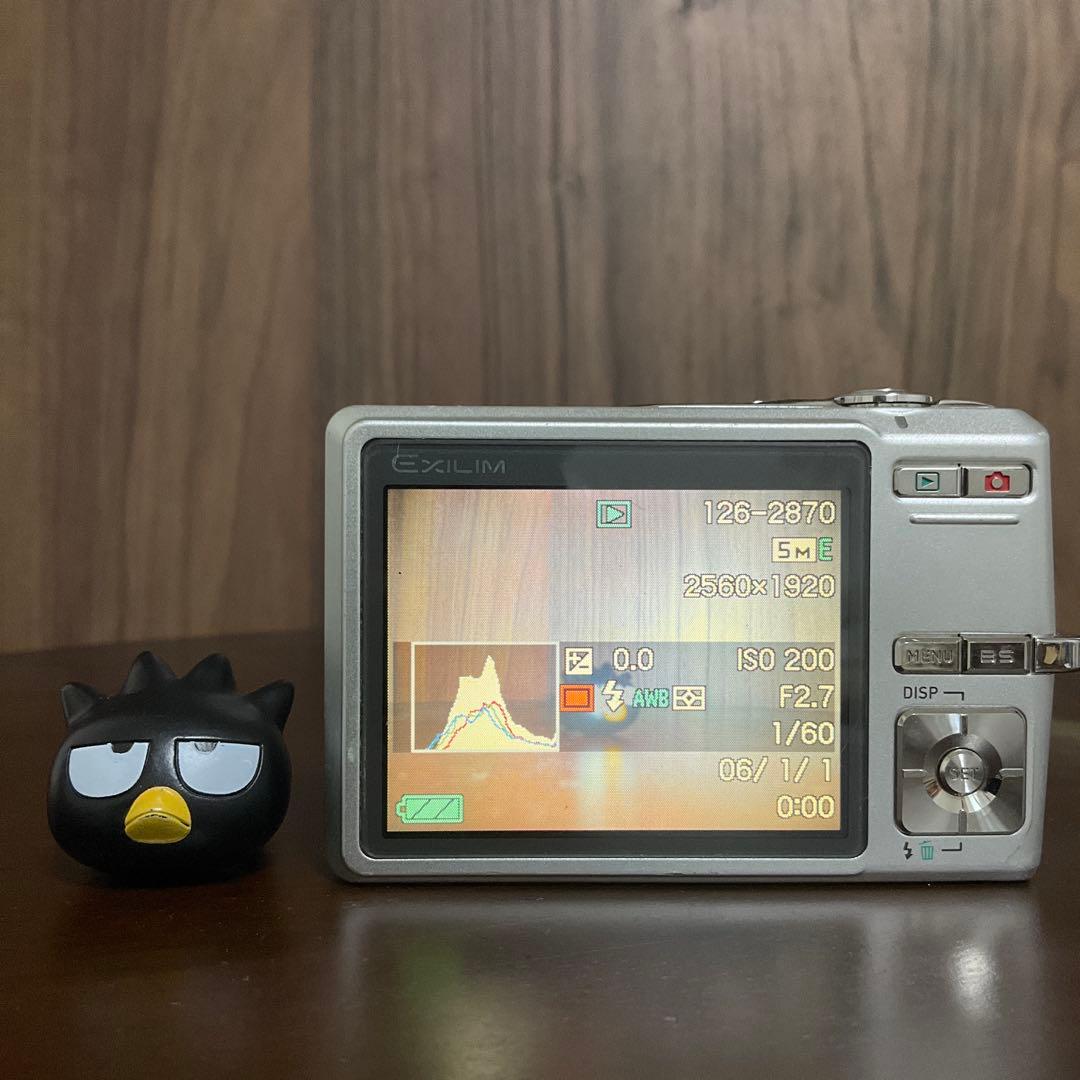 デジタルカメラ Casio EXILIM EX-Z700
