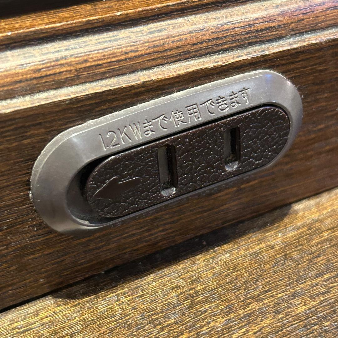 期間限定値下♥【高梨産業 ＲＯＢＩＮ】　オーク無垢材　ドレッサー 椅子付き