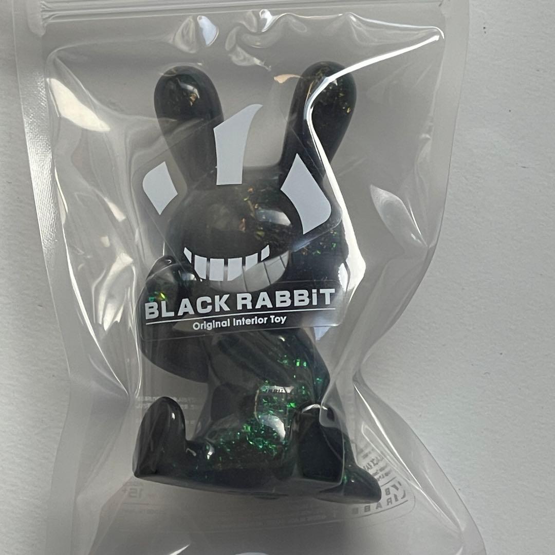 【新品】BLACK RABBiT お座り BRACK OPAL ブラックラビット